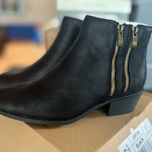 Journee Collection Black and Gold Ankle Booties with Dual Zippers